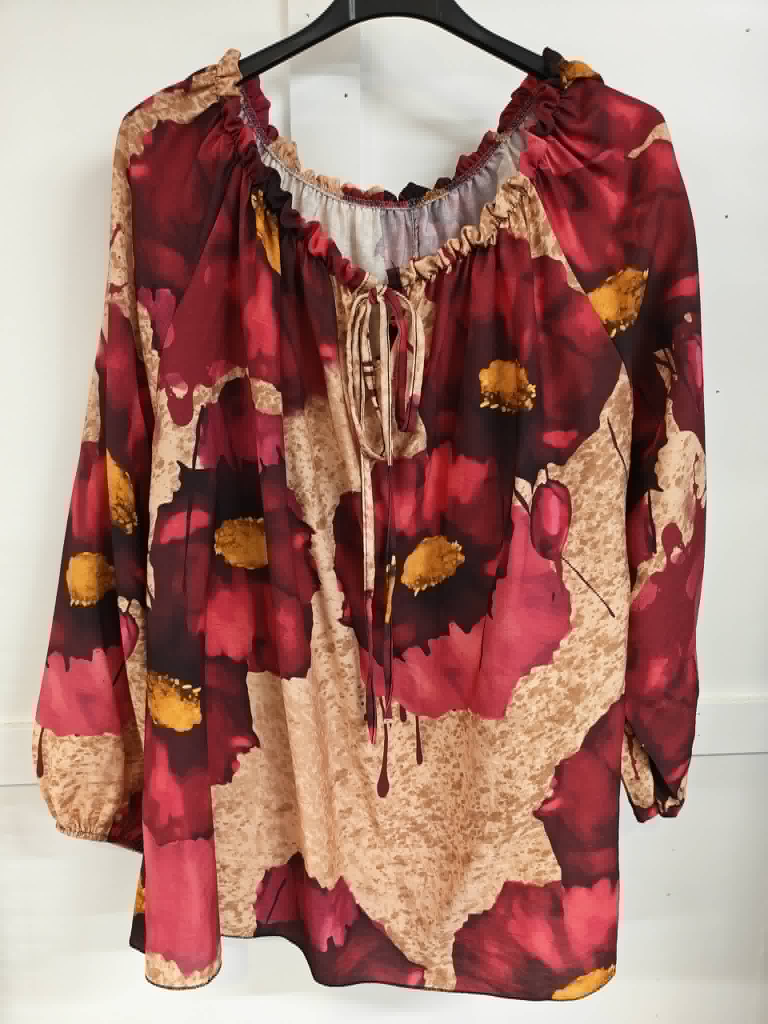 ELIZABETH — Floral Blouse — alternate view